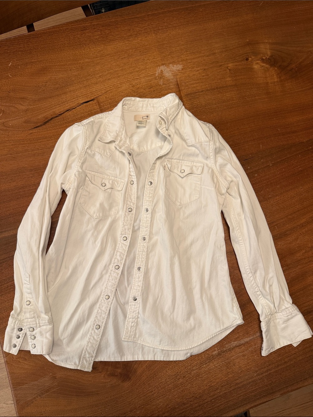 Levi’s White Button-Down Denim Shirt with Pearlized Buttons